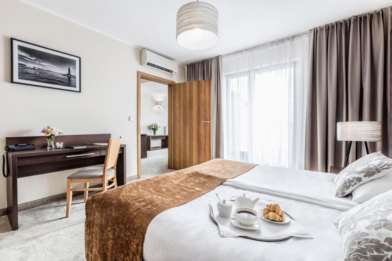 Mercure Wiazowna Brant エクステリア 写真