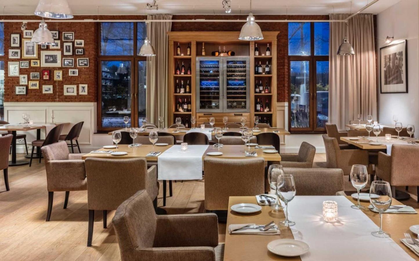 Mercure Wiazowna Brant エクステリア 写真