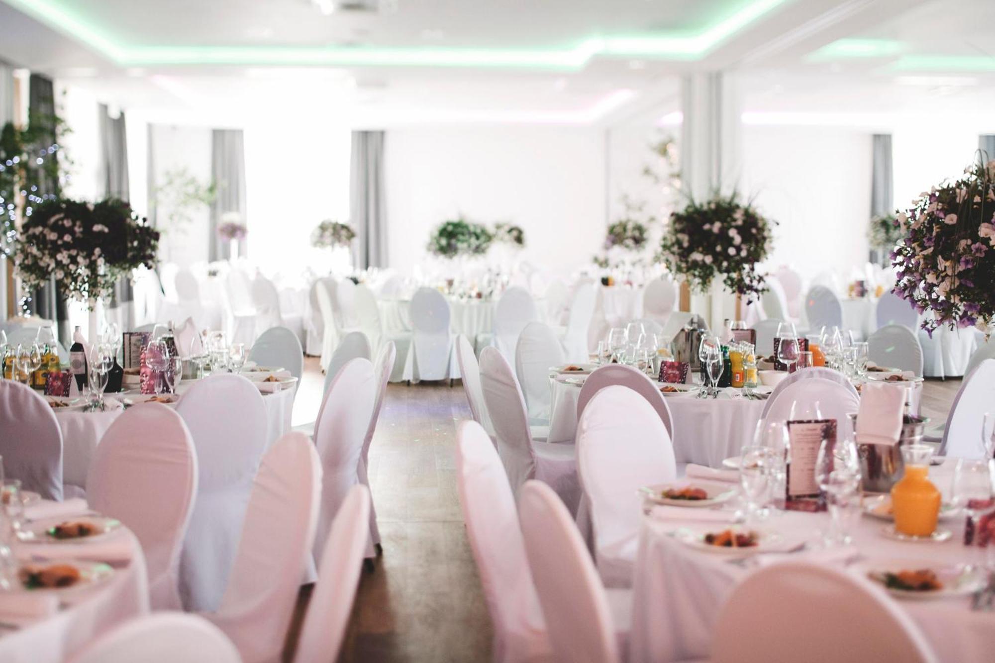 Mercure Wiazowna Brant エクステリア 写真